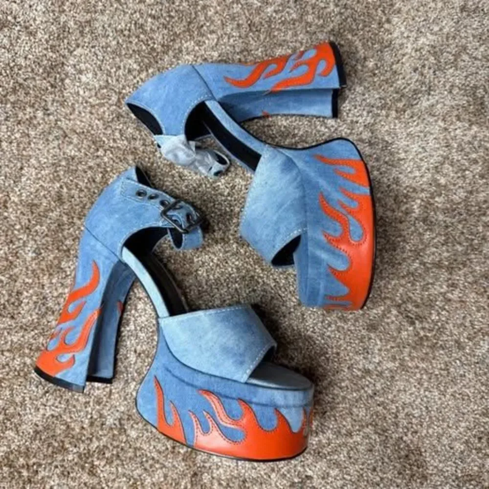 Current Mood Little Pistol Platform Heels 7 Denim Orange Flame Block